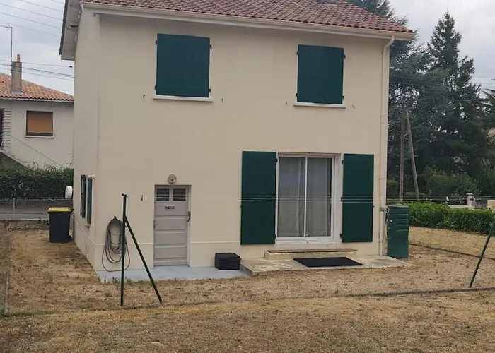 Maison 3 Au Calme Holiday home Saint-Yrieix-sur-Charente